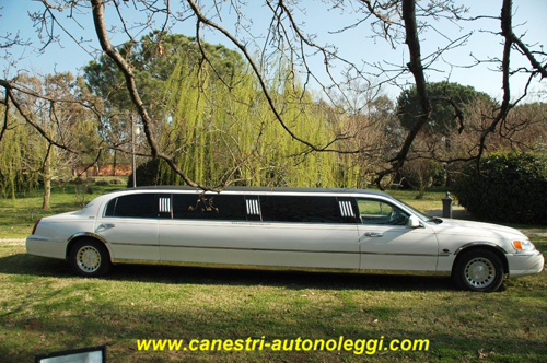 Noleggio Lincoln Limousine 2002-Noleggio Limousine Roma